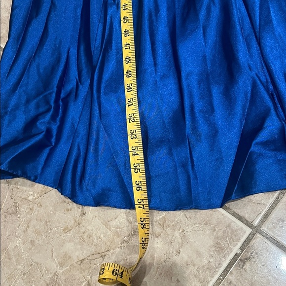 Elegant Blue Halter Evening Gown - Picture 9 of 9